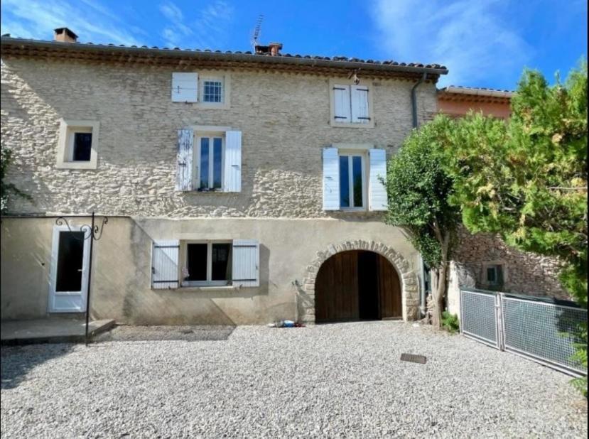 Deux M Panzió Villes-sur-Auzon Kültér fotó