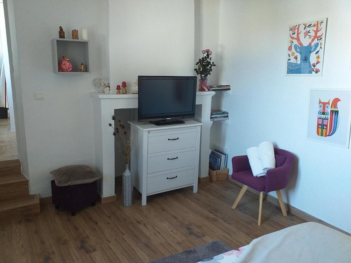 Deux M Panzió Villes-sur-Auzon Kültér fotó